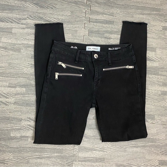 DL1961 Jessica Alba No.3 Instasculpt Skinny Jean with Extended Zip Detail - Picture 2 of 13